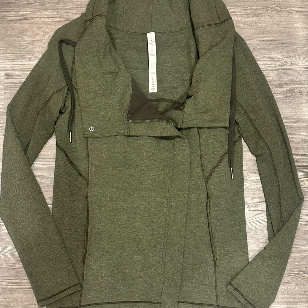 Lululemon Coast Easy Wrap Jacket